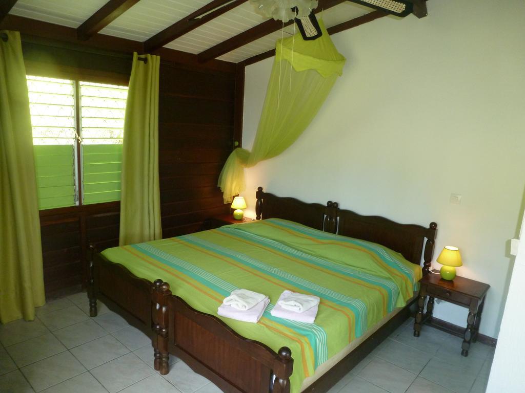 La Colline Verte Deshaies Chambre photo